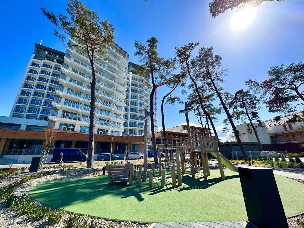 Sea Breeze Apartment Dziwnowek Bagian luar foto